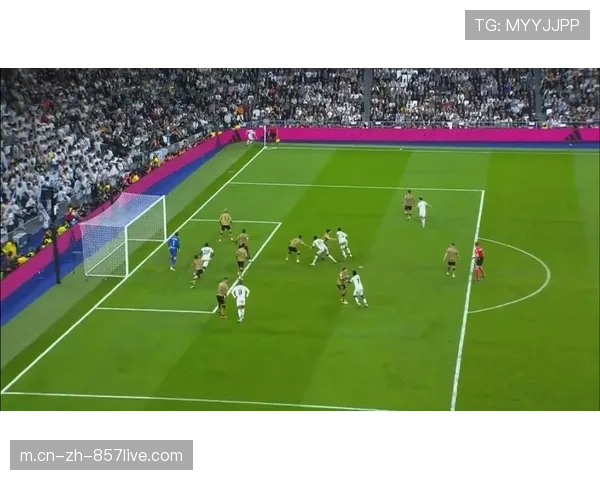 皇马次回合客场防守策略成关键，三球优势下需警惕曼城反扑